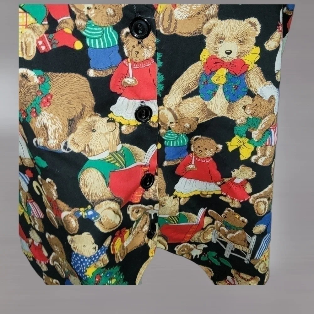 SOSTANZA - Vest Large L/XL Christmas Bears Presents and Trees T09